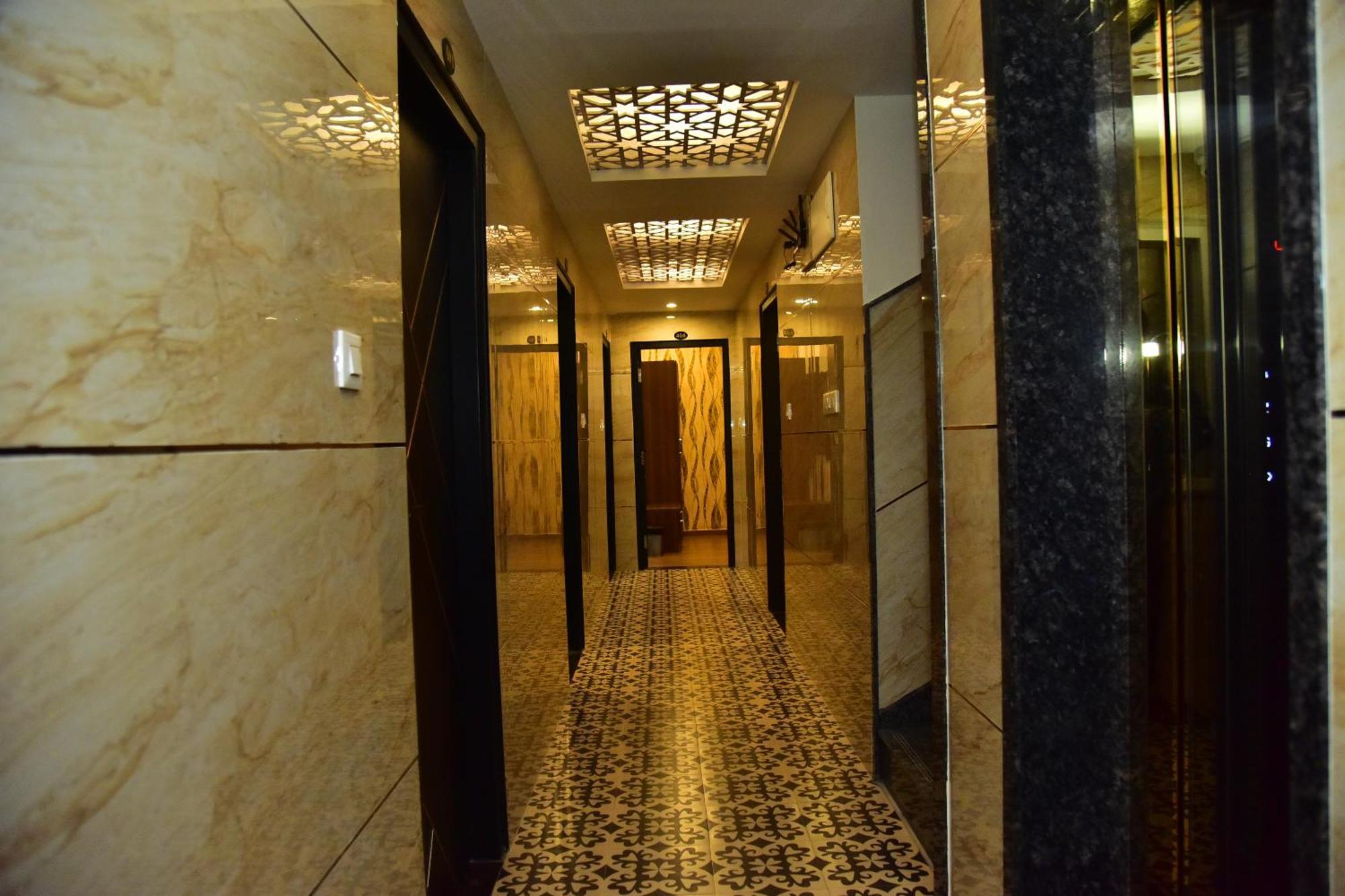 Meadows Inn Maisur Dış mekan fotoğraf