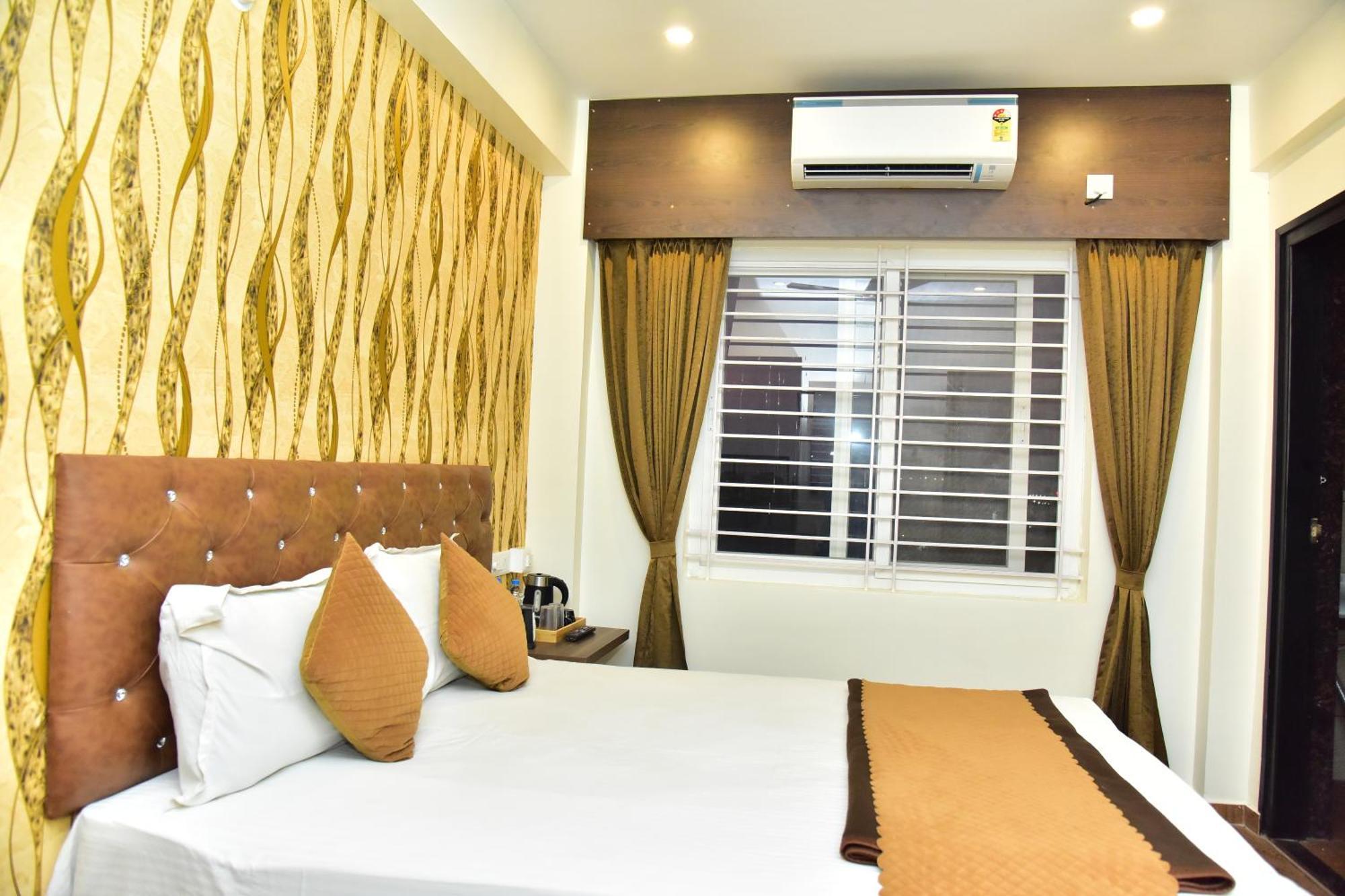 Meadows Inn Maisur Dış mekan fotoğraf